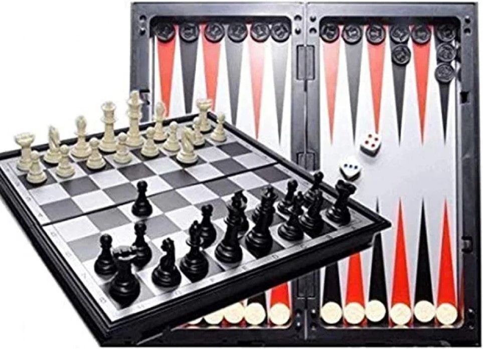 Настольная игра 3в1/шахматы,шашки,нарды/средний 9718